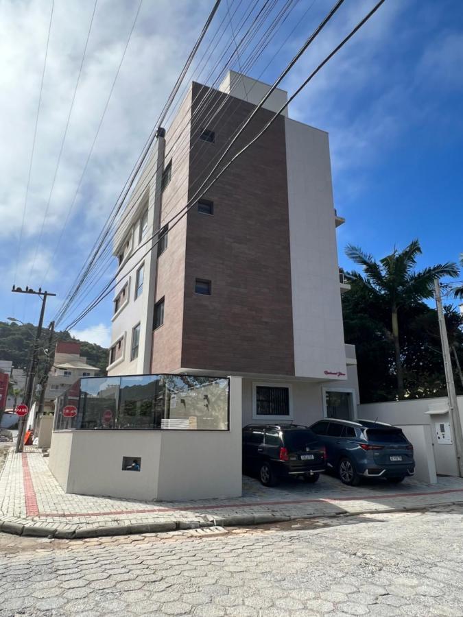 Residencial Yuema Apartment Bombinhas Ngoại thất bức ảnh