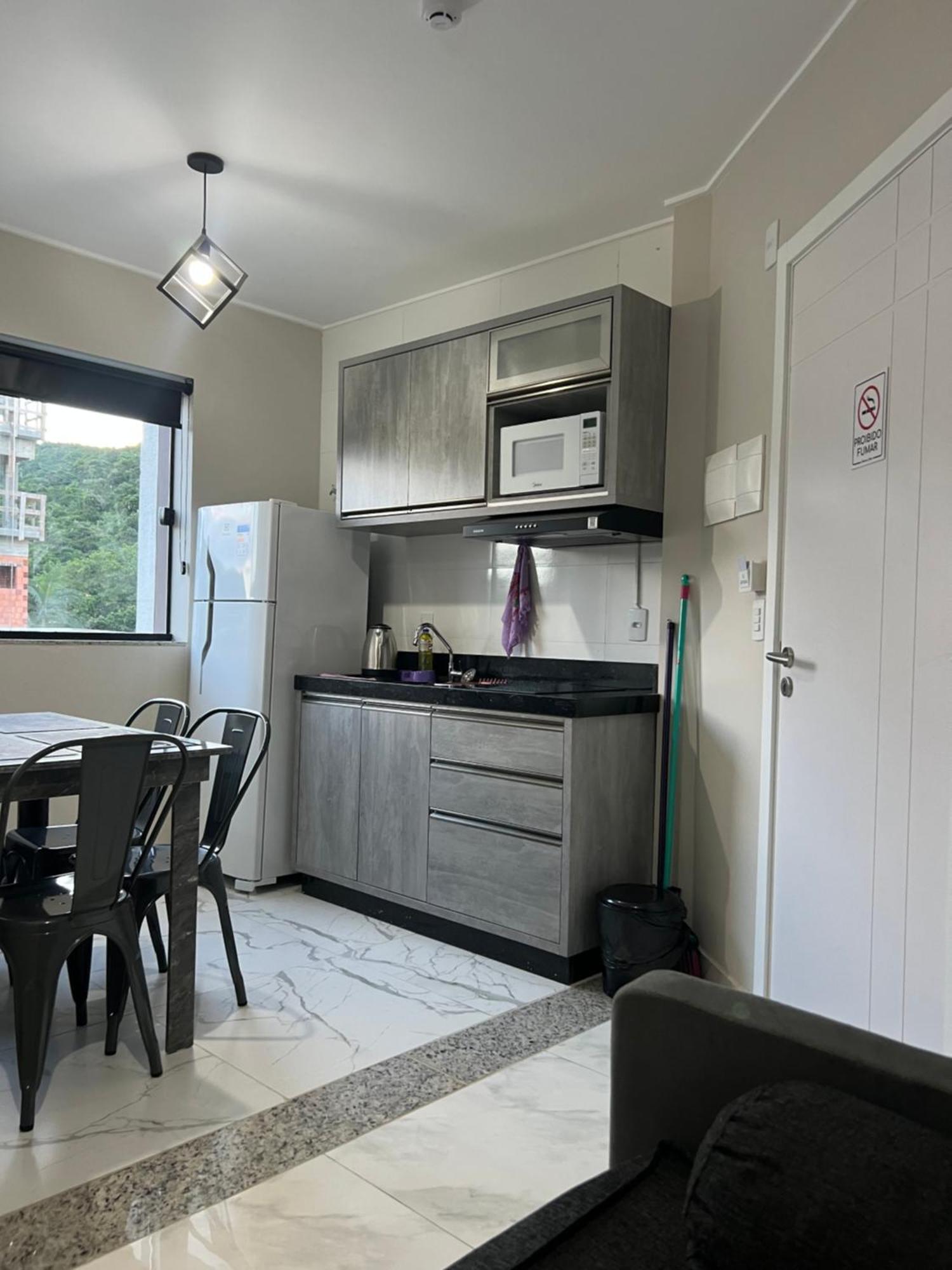 Residencial Yuema Apartment Bombinhas Ngoại thất bức ảnh